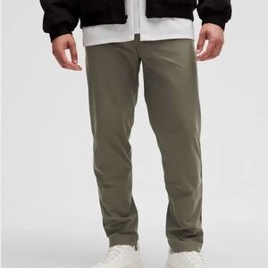 Lululemon ABC Relaxed-Fit 5 Pocket Pant 32”L 33”W Army Green